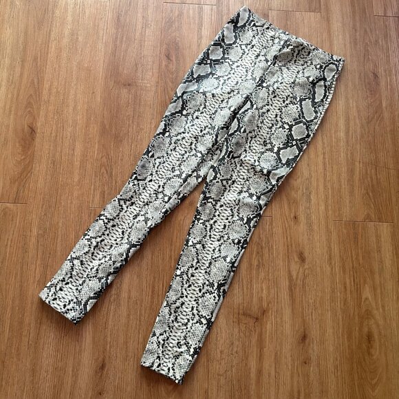 12 Thompson High Rise Slim Leg Ankle Length Pleather Pants Snake Women’s Sz S - Picture 1 of 10
